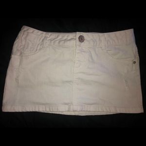 BOGO🦋White denim guess micro mini skirt vintage🦋